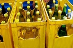 بين غلاء الأسعار ونقص المواد الأساسية  ....  المواطن يبحث عن  &quot; قارورة أمل &quot;