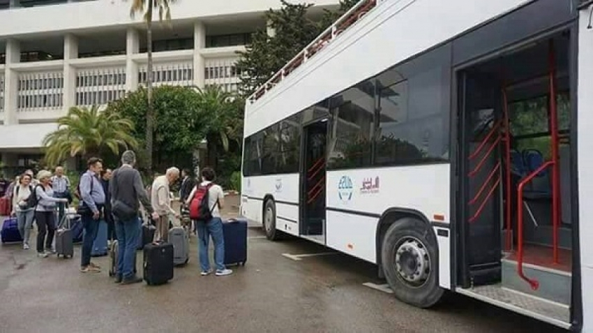 لأول مرة بالجزائر.. حافلة مكشوفة مخصصة للسواح تجوب شوارع العاصمة