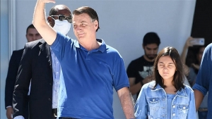 الرئيس البرازيلي جايير بولسونارو وابنته