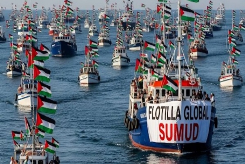 سُفن &quot; أسطول الصمود &quot;  المُختطفة  تصل ميناء أسدود